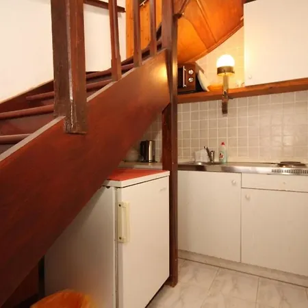 Apartment By The Sea - 8546 Dubrovnik